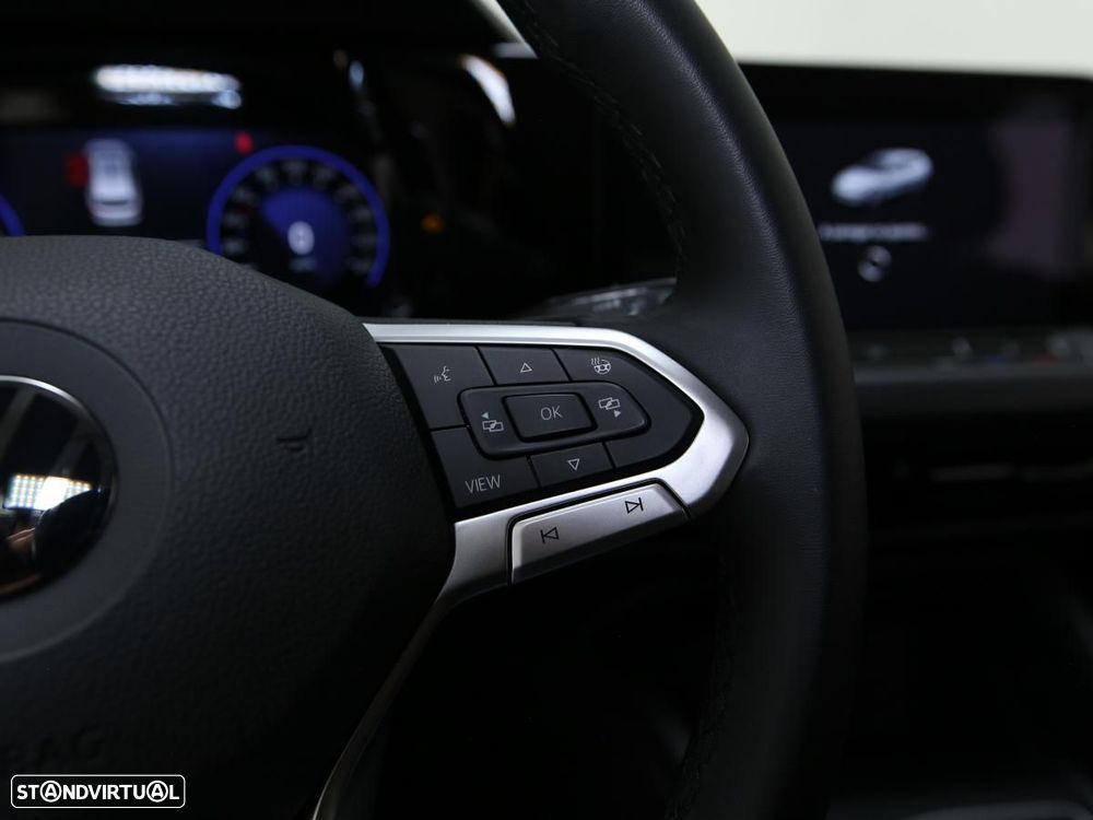 VW Golf Variant 2.0 TDi SCR DSG Comfortline - 20