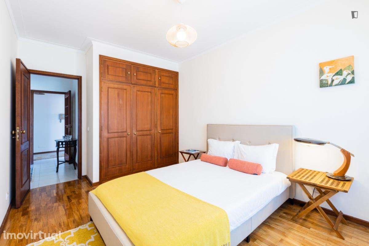 Apartamento com 2 quartos - localizado em Porto - Grande imagem: 4/27