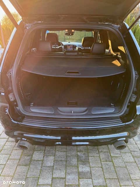 Jeep Grand Cherokee - 19