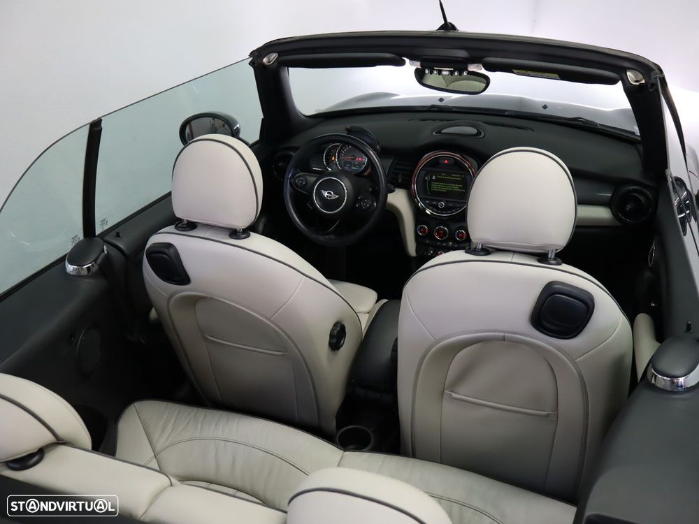 MINI Cabrio Cooper D Auto - 23
