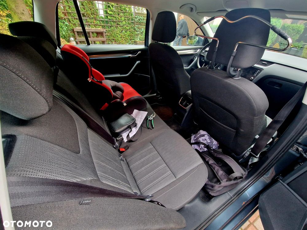 Skoda Octavia 1.4 TSI Style DSG - 10