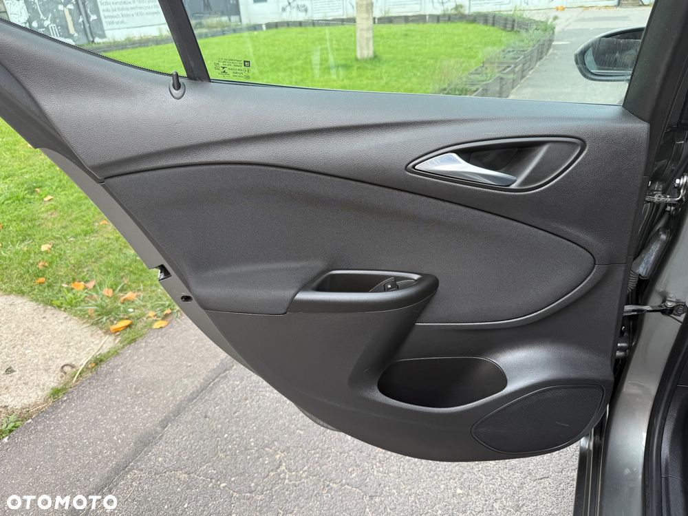 Opel Astra V 1.4 T Enjoy S&S - 38