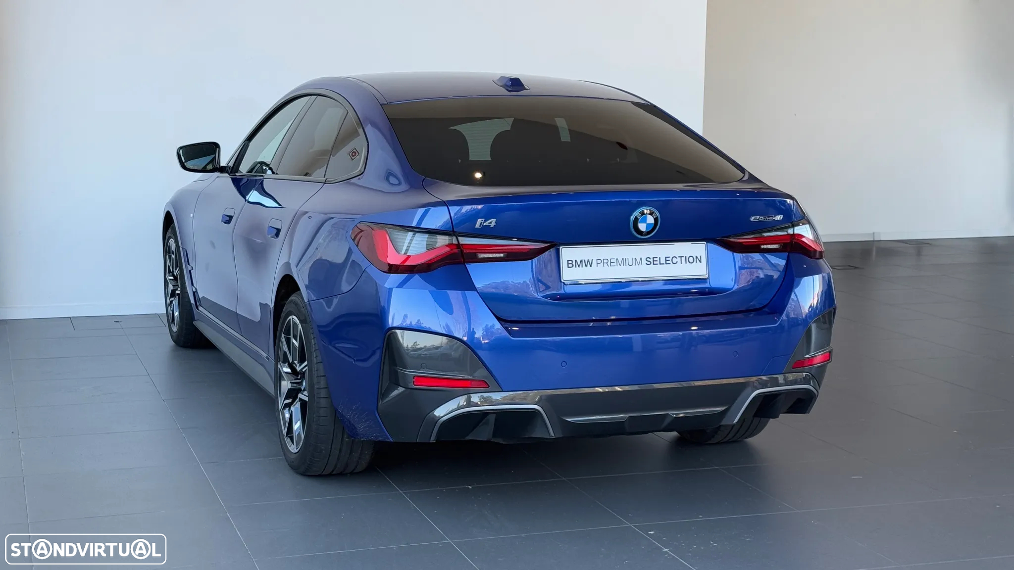 BMW i4 eDrive40 Pack Desportivo M - 8