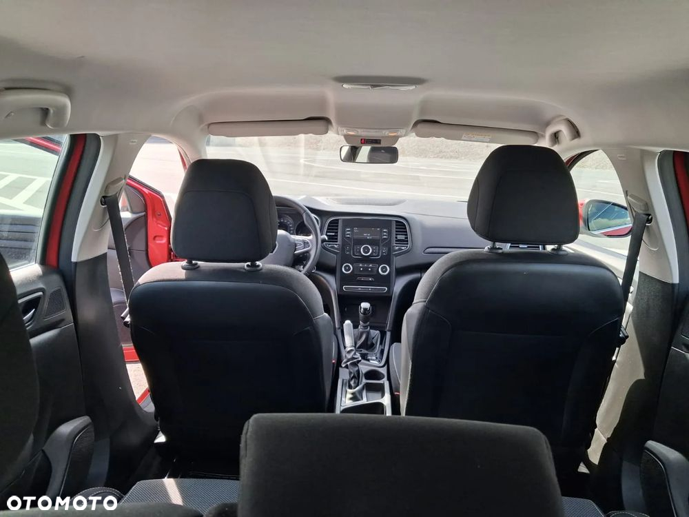Renault Megane 1.3 TCe FAP Life - 6
