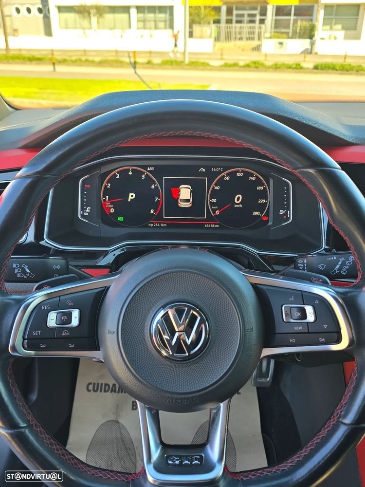 VW Polo 2.0 TSI DSG GTI - 11
