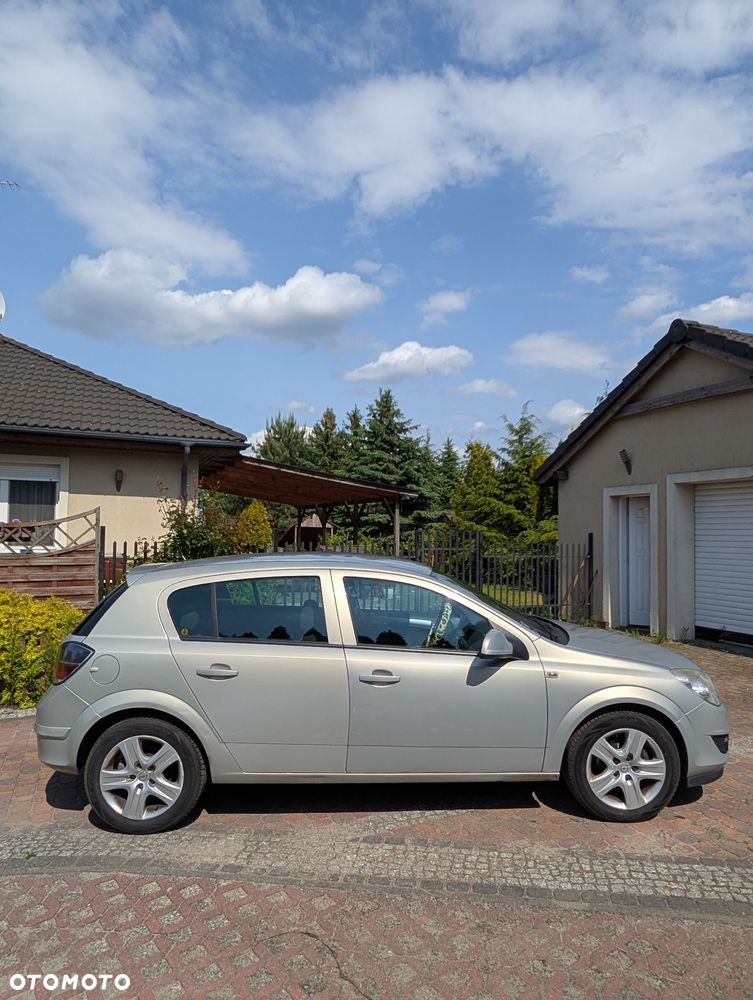 Opel Astra III 1.6 - 7