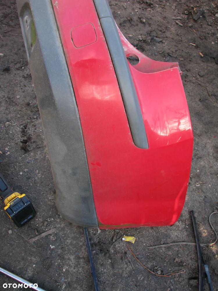 FORD FOCUS MK2 ZDERZAK TYŁ TYLNY KOMBI - 2