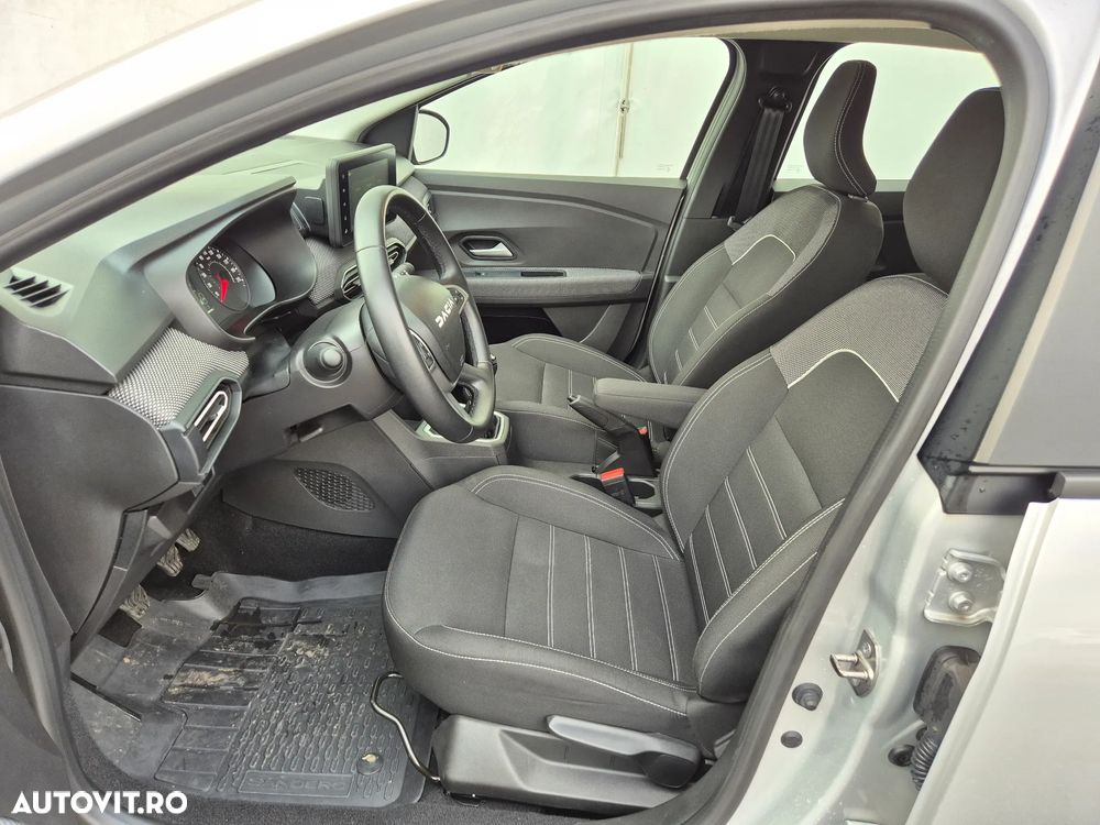 Dacia Sandero TCe 90 MT5 Expression - 11