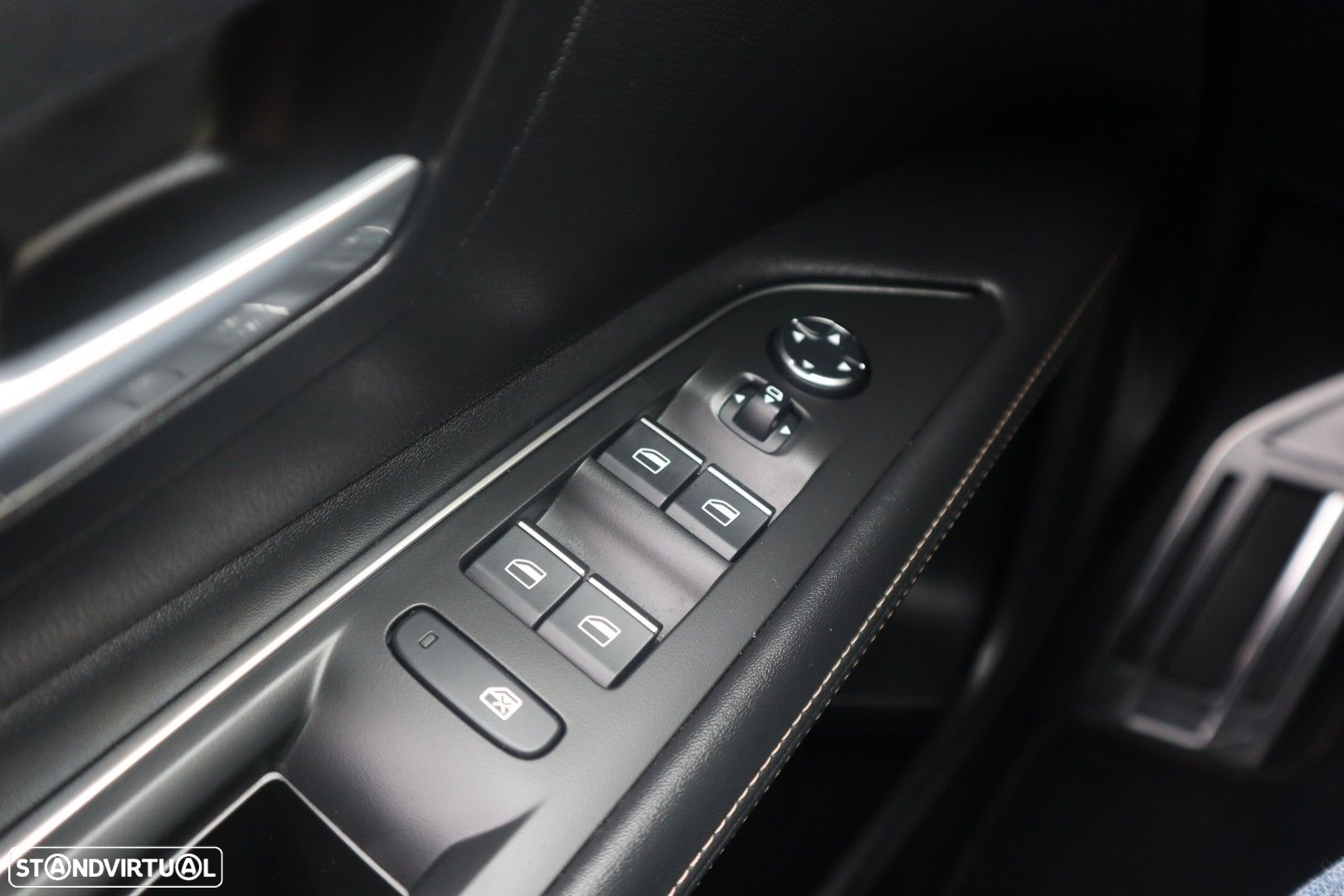 Peugeot 3008 1.2 PureTech GT - 28