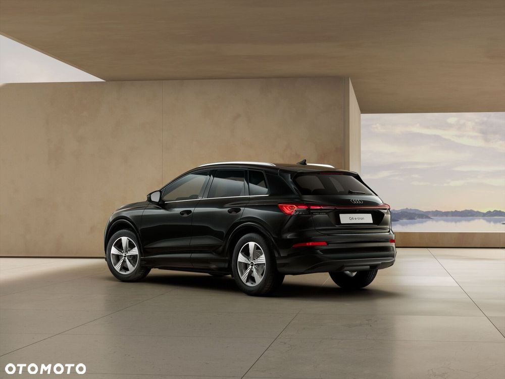 Audi Q4 e-tron - 6
