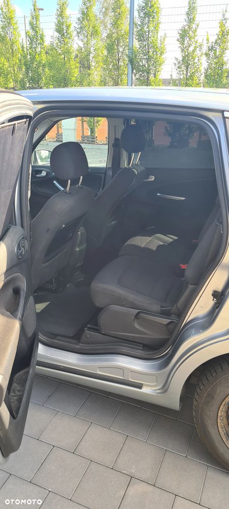 Ford S-Max 2.0 TDCi DPF Titanium - 19