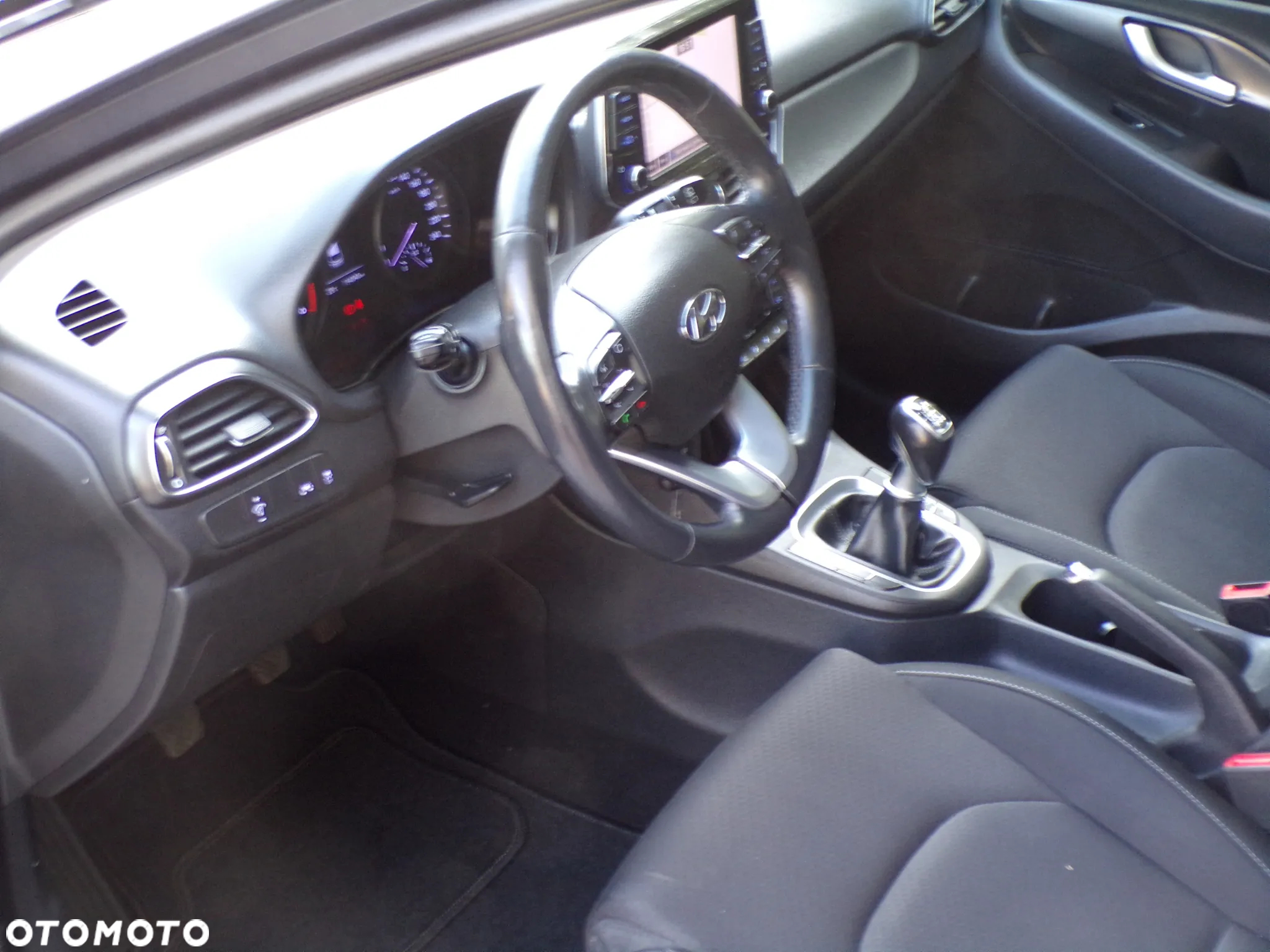 Hyundai i30 1.6 CRDi Comfort - 21