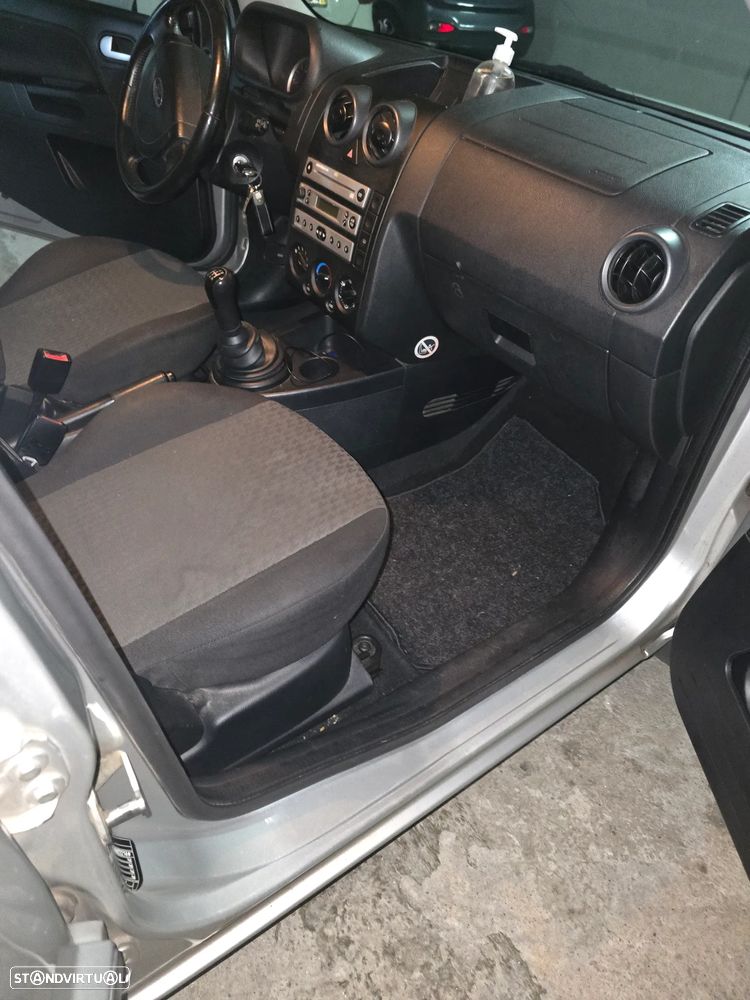 Ford Fusion 1.25 Trend - 8