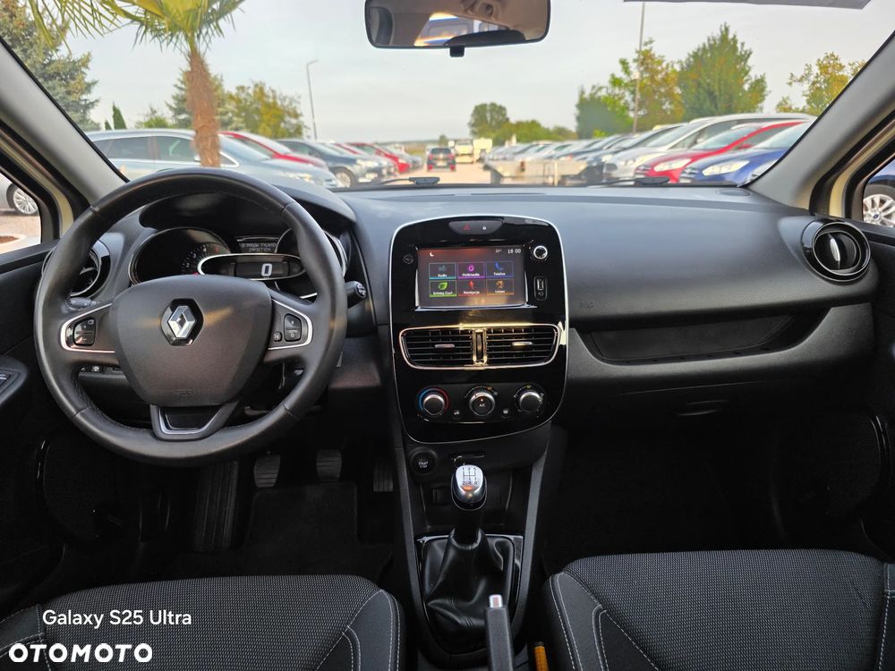 Renault Clio - 33