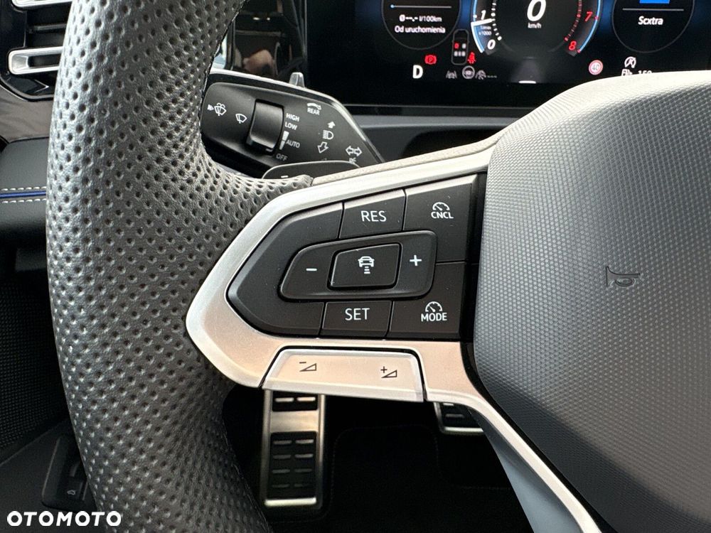 Volkswagen Tiguan - 17