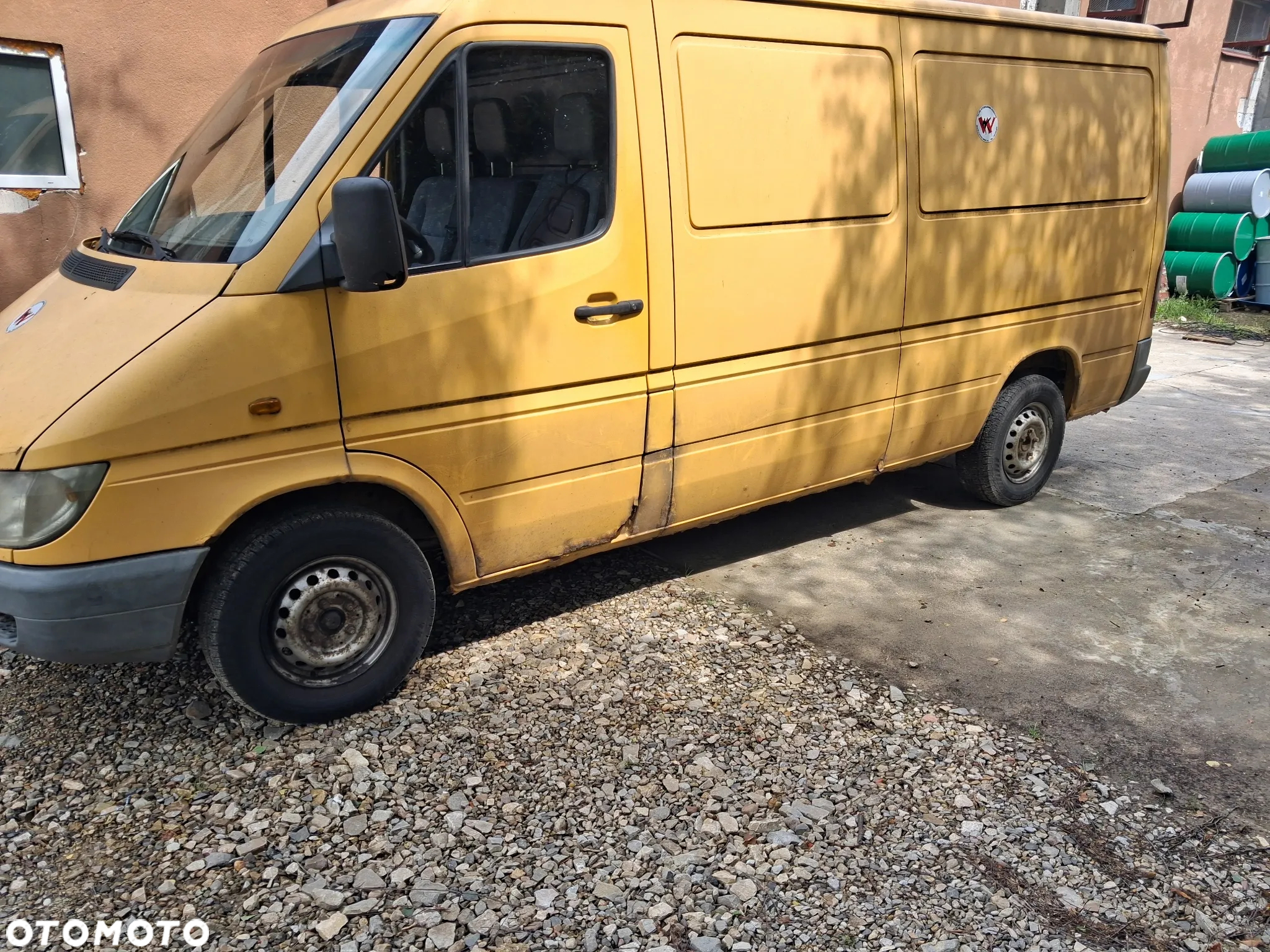 Mercedes-Benz Sprinter - 2