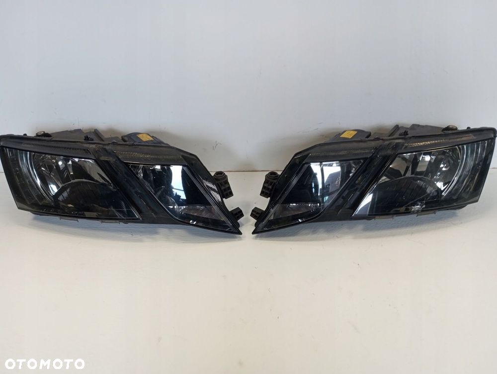Lampa Skoda Octavia 5E0 LIFT 5E1941015C LEWA 5E1941016C PRAWA - 1