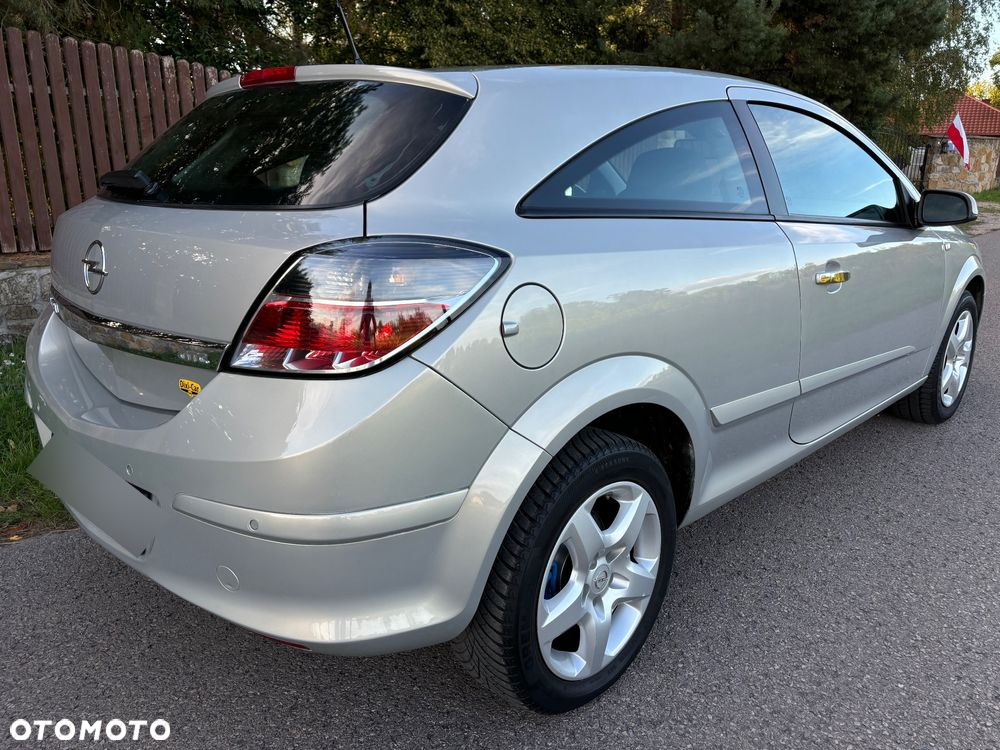 Opel Astra GTC 1.4 Edition - 2