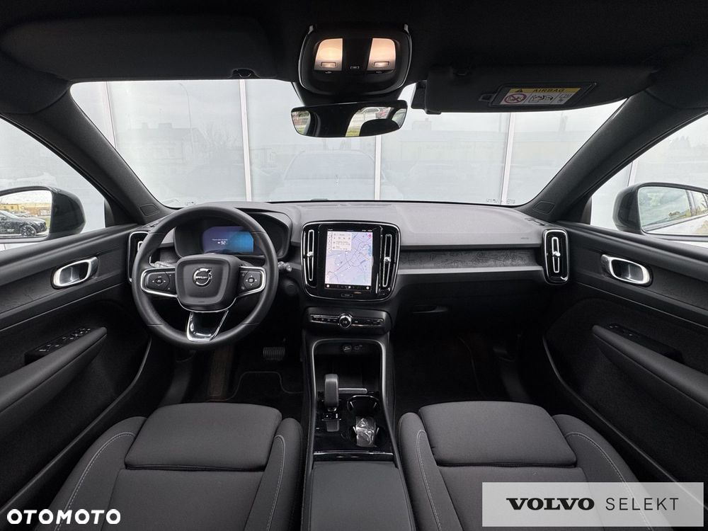 Volvo XC 40 - 25