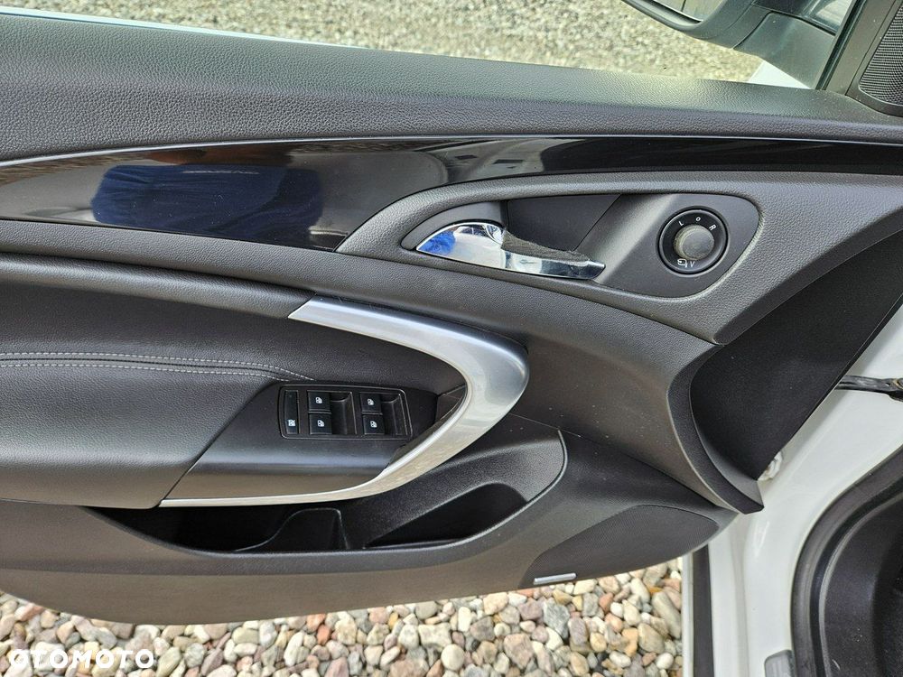 Opel Insignia - 17