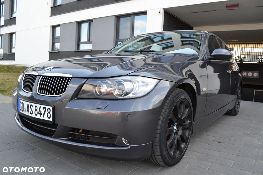 BMW Seria 3 325i - 9