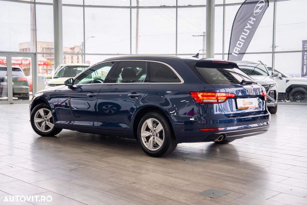 Audi A4 Avant 2.0 TDI DPF clean diesel multitronic Ambiente - 9