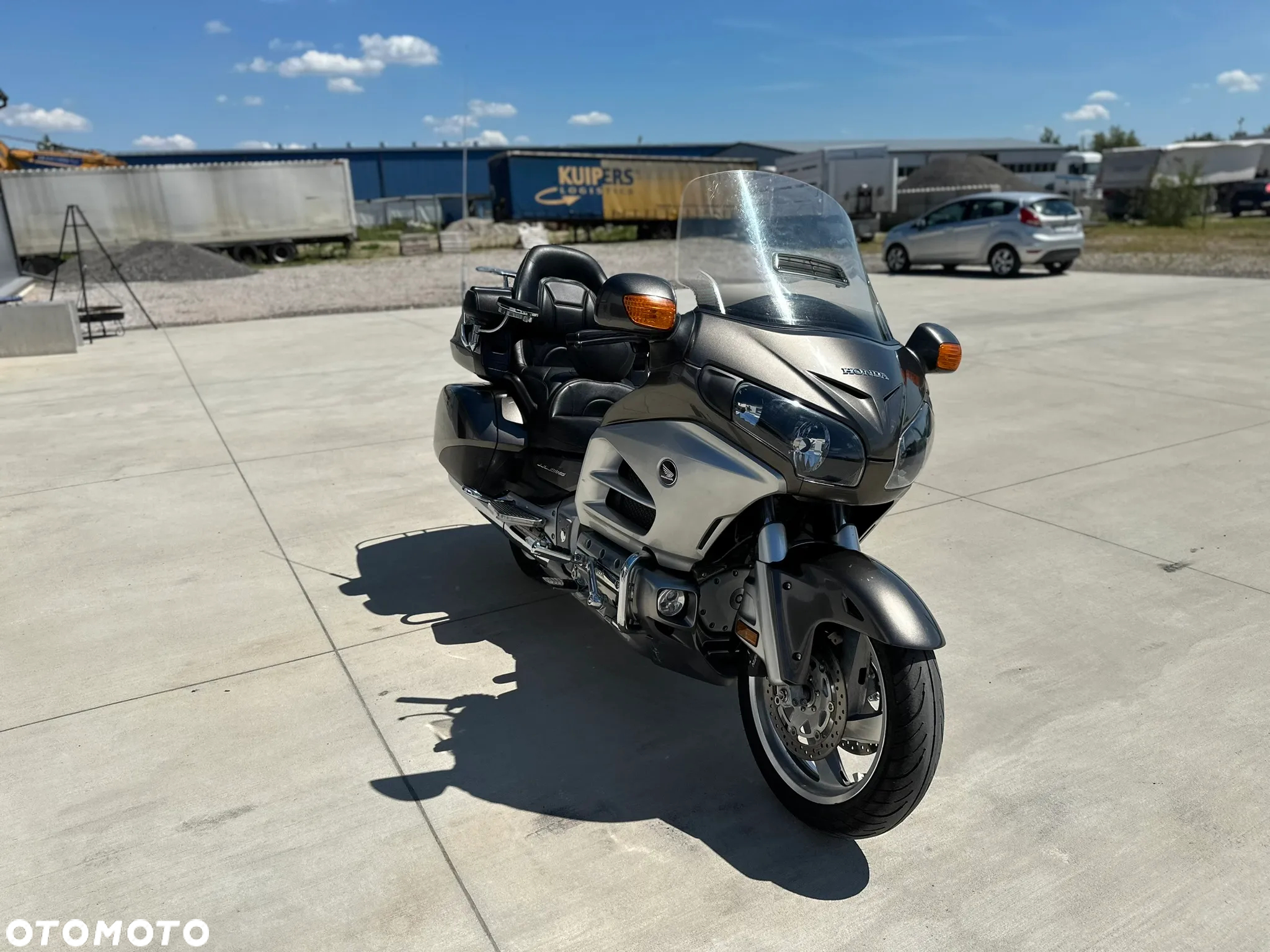 Honda GL - 5