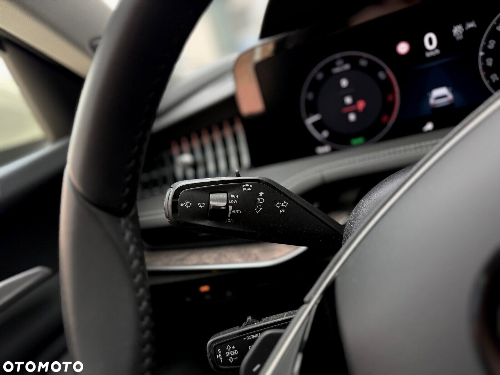 Skoda Superb 1.5 TSI L&K DSG - 27