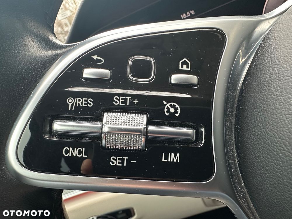 Mercedes-Benz Klasa E 220 d 4-Matic Business Edition 9G-TRONIC - 17