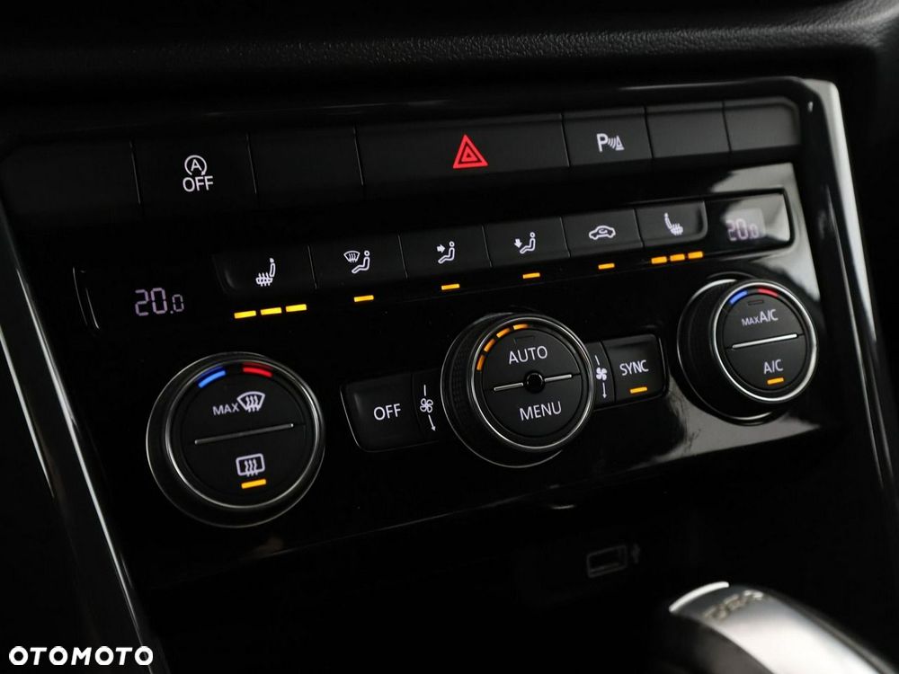 Volkswagen T-Roc 2.0 TSI 4Motion DSG Sport - 28