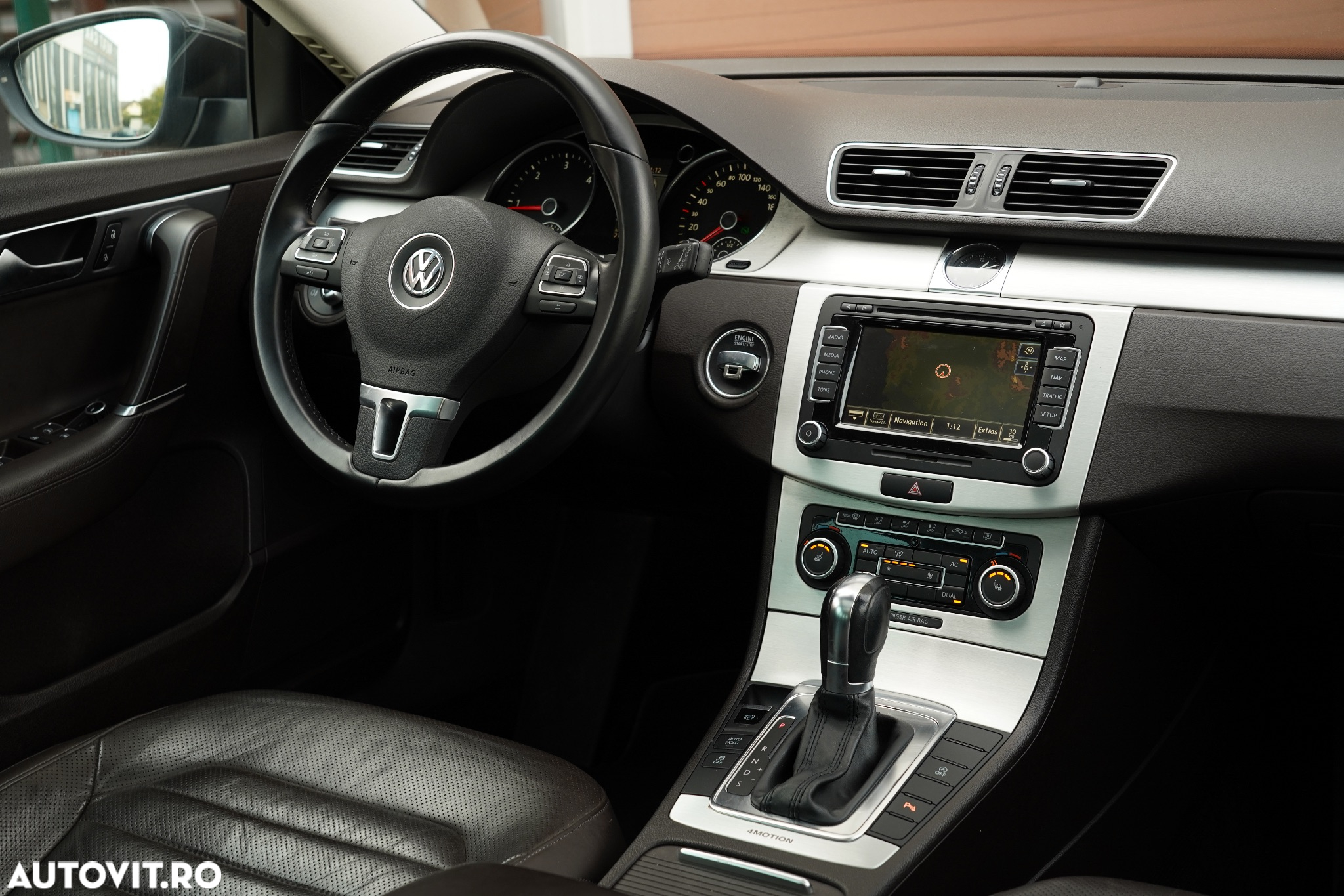 Volkswagen Passat Variant 2.0 TDI BlueMotion Technology Comfortline - 11