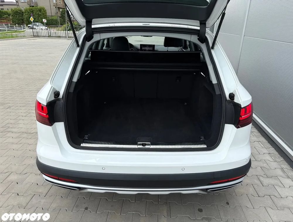Audi A4 Allroad - 23