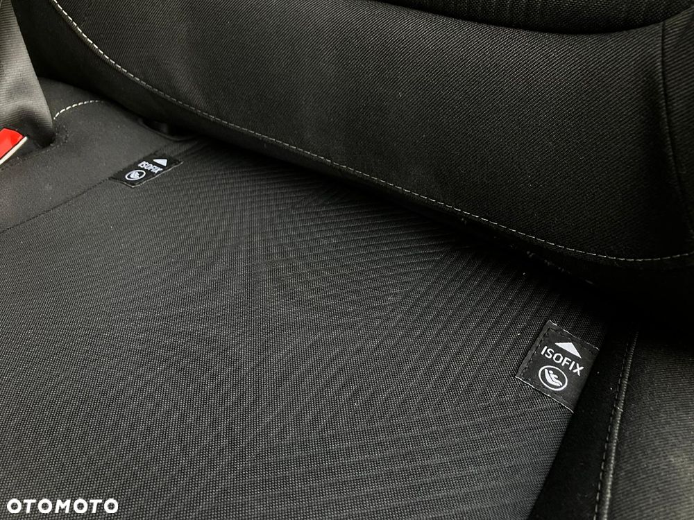 Renault Trafic Grand 2.0 dCi EDC - 25