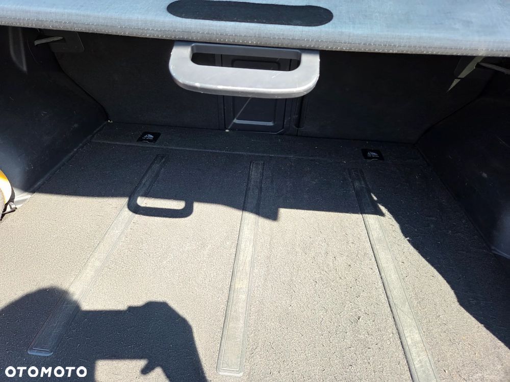 Renault Koleos dCi 150 FAP 4x4 Bose Edition - 15