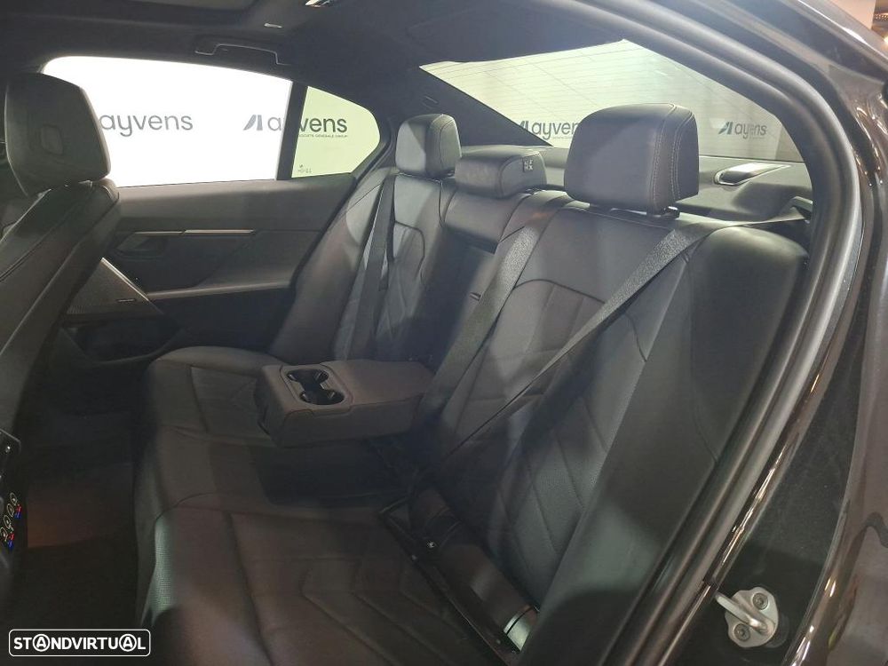 BMW 530 e - 9
