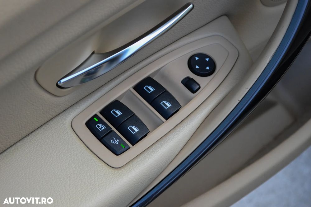 BMW Seria 3 320d Sport-Aut. Luxury Line - 24