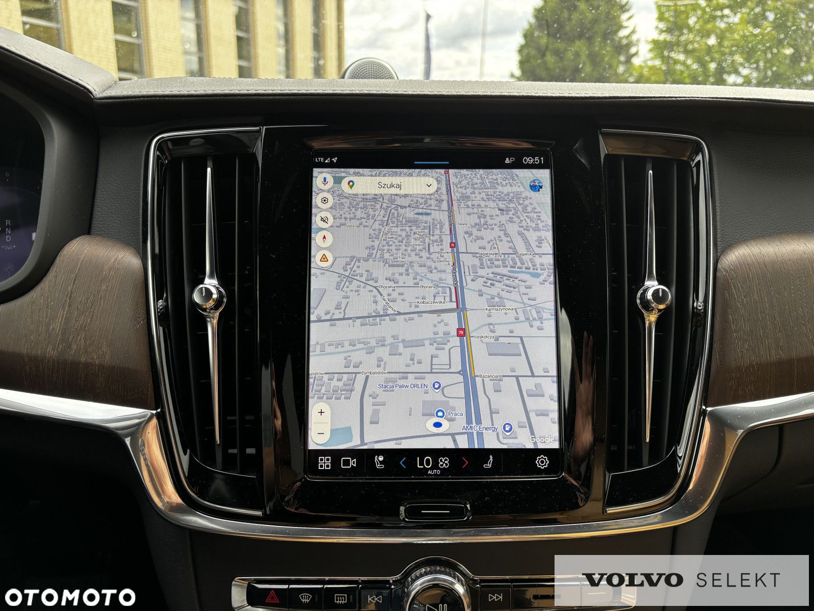 Volvo V90 Cross Country - 22