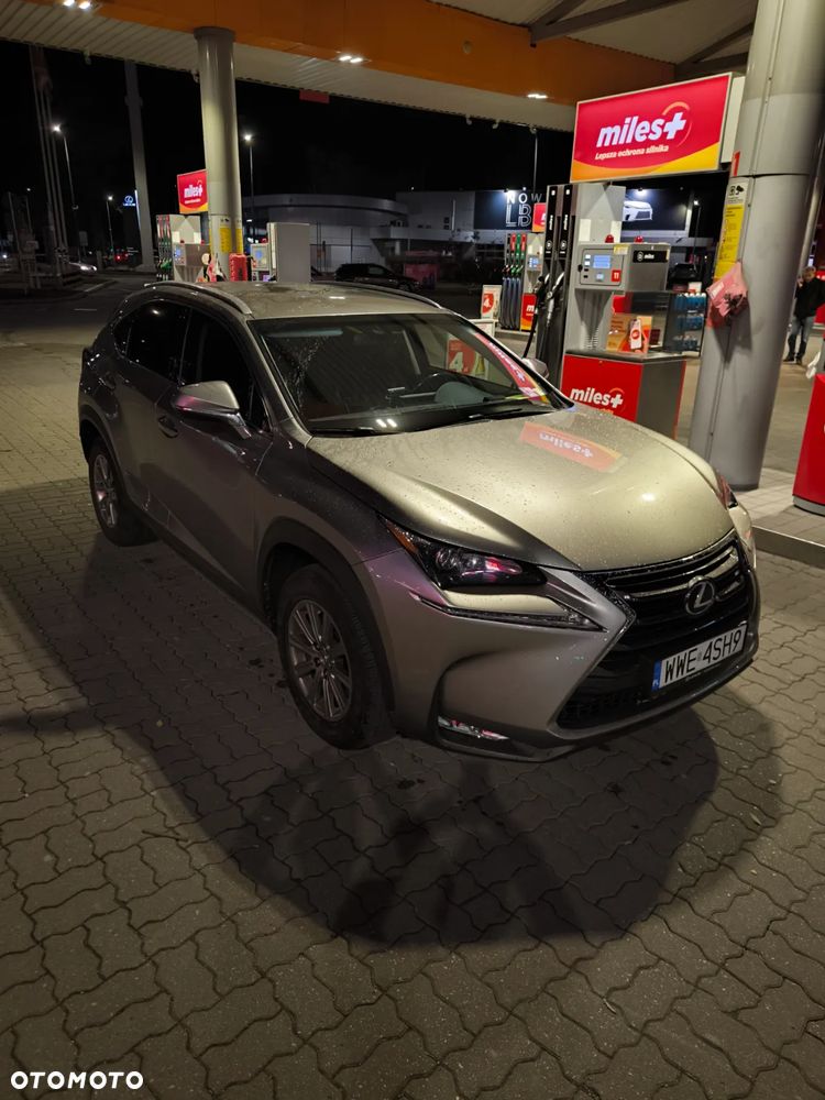 Lexus NX 300h Elite AWD - 4