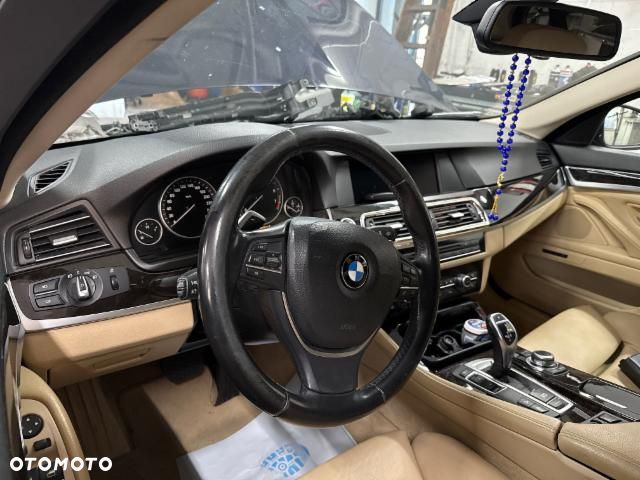 BMW Seria 5 535i xDrive - 9