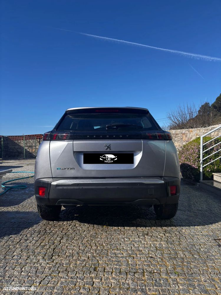 Peugeot e-2008 Active Pack - 5