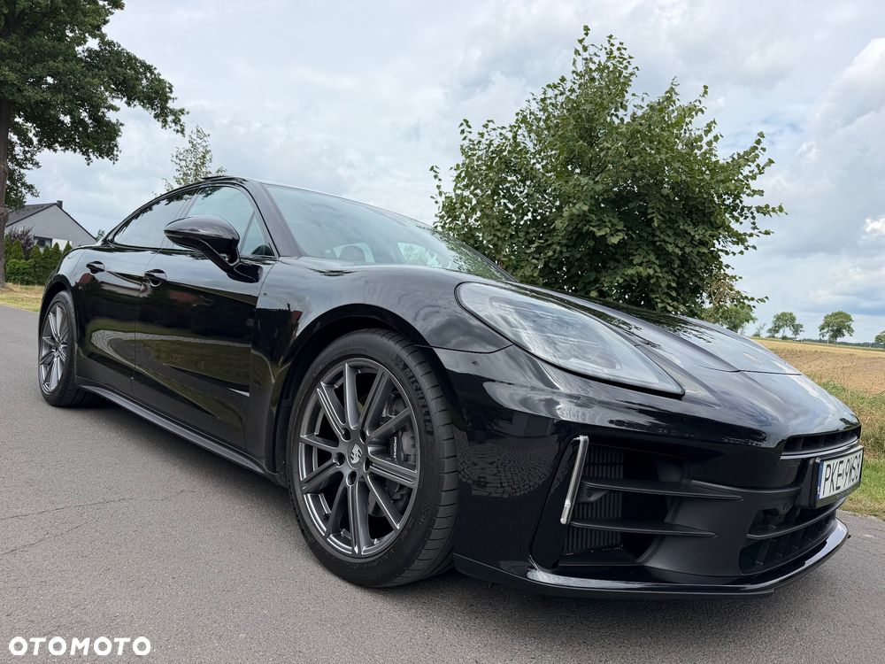 Porsche Panamera 4 - 3