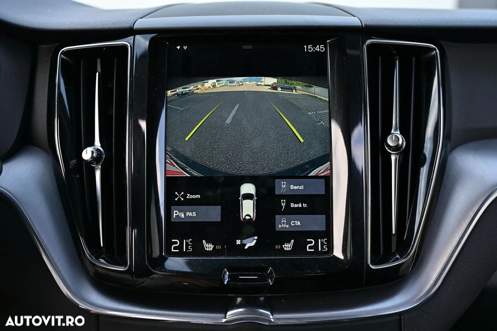 Volvo XC 60 B4 D AWD Geartronic Momentum - 36