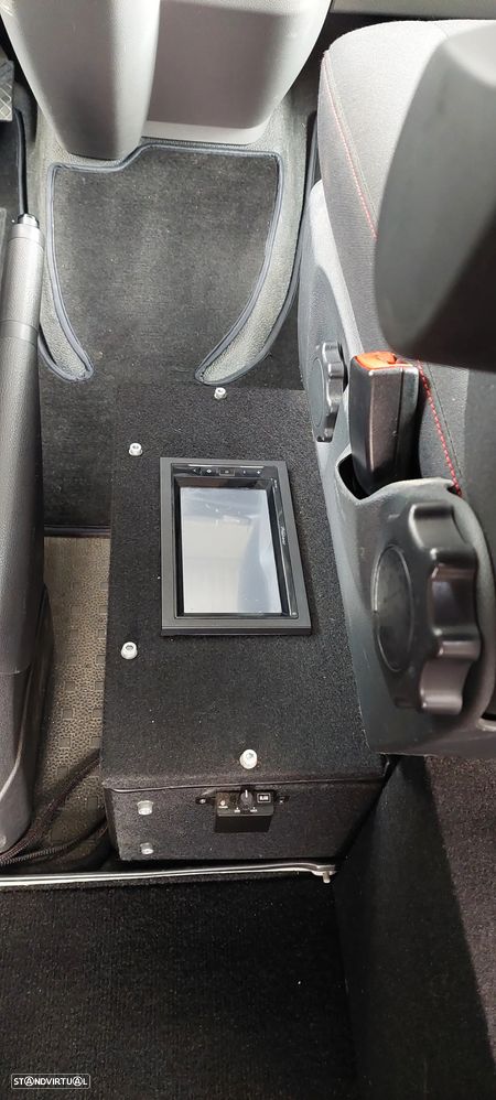 VW Transporter 2.0 TDI Extra AC - 19