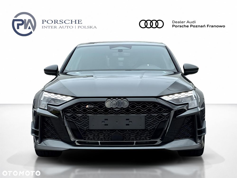 Audi RS3 Limousine - 8