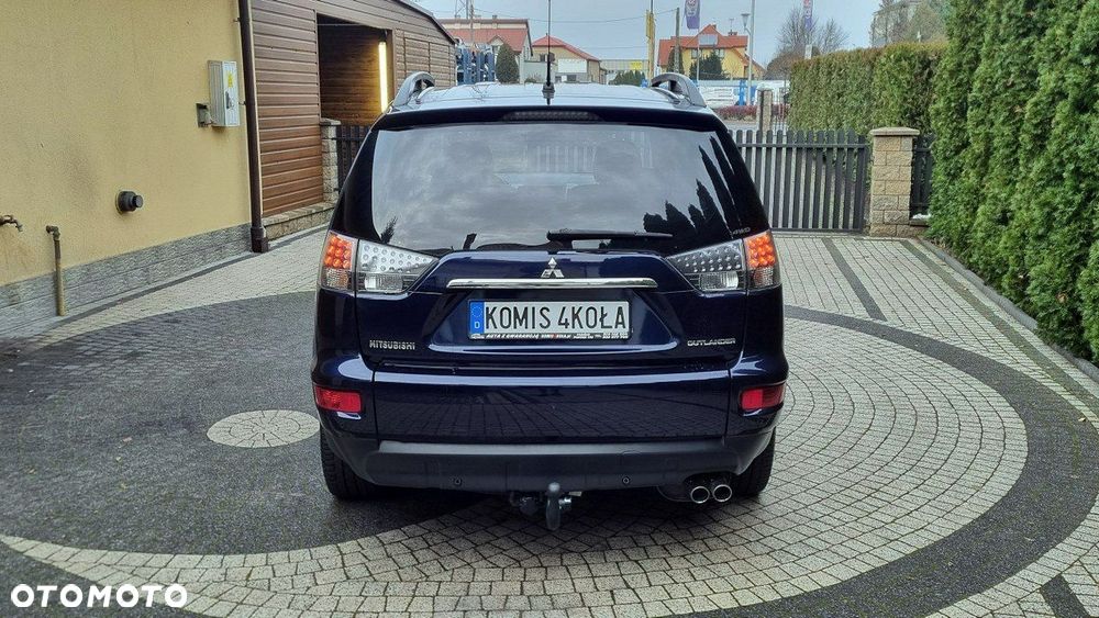 Mitsubishi Outlander - 6