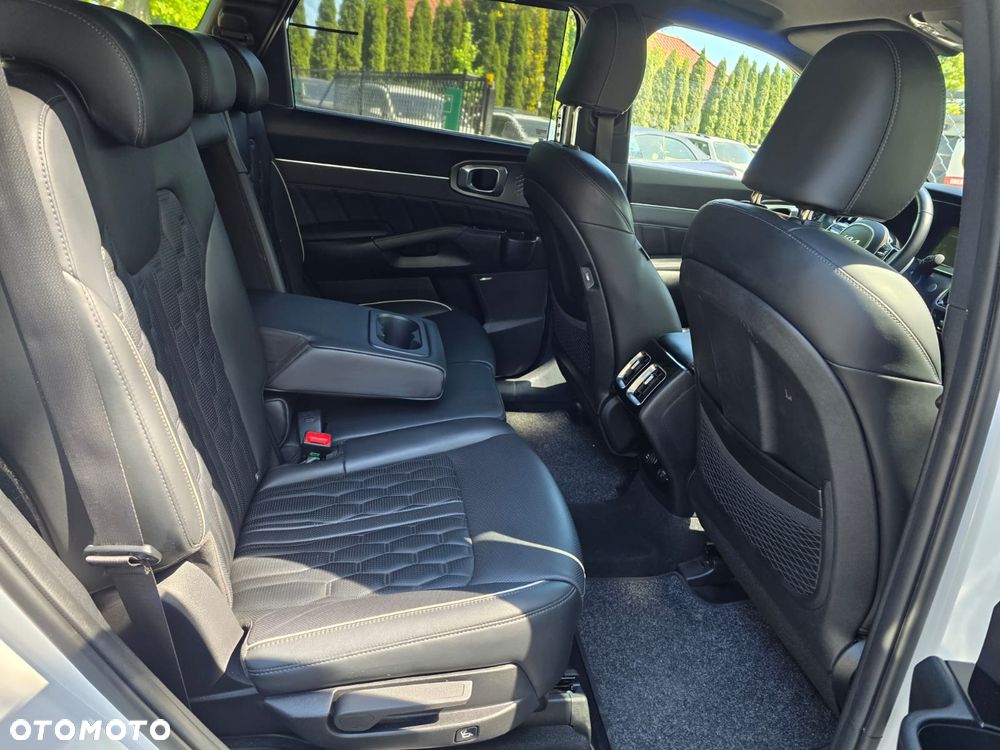 Kia Sorento 2.2 CRDi Prestige Line 4WD DCT 7os - 30