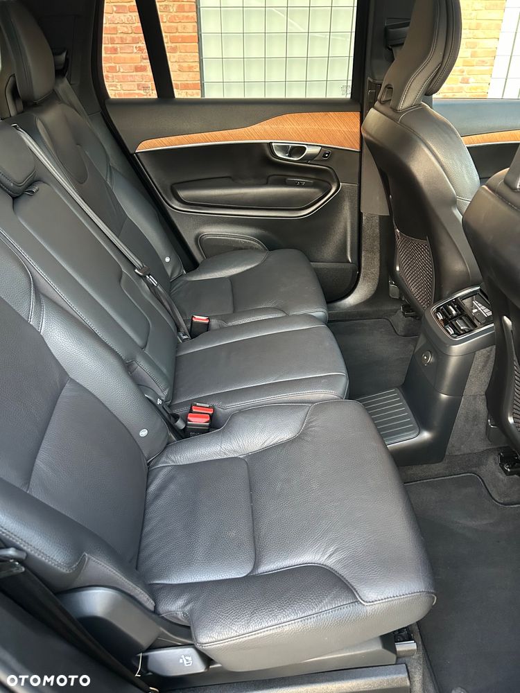 Volvo XC 90 - 13