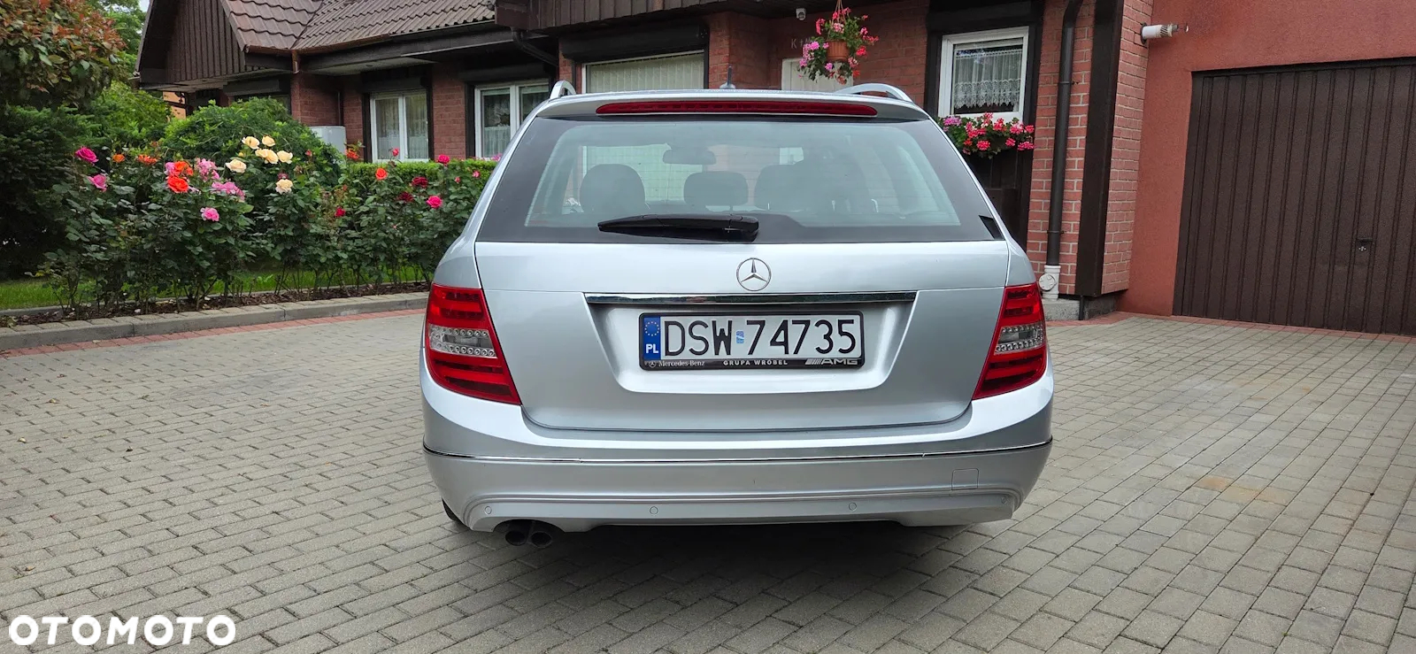 Mercedes-Benz Klasa C 200 T CDI DPF (BlueEFFICIENCY) Avantgarde - 4