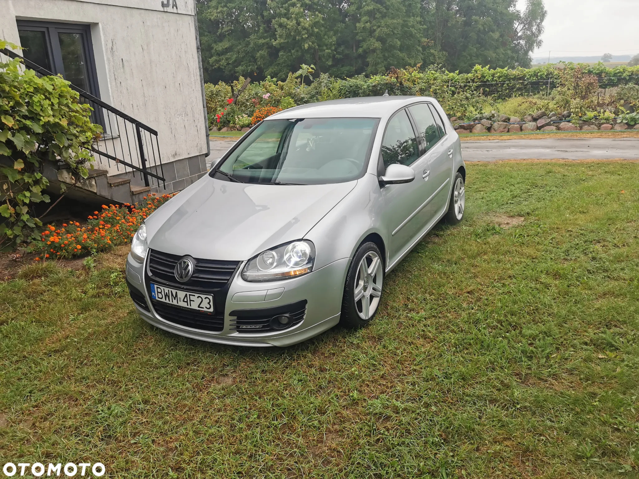 Volkswagen Golf V 1.9 TDI Sportline - 19