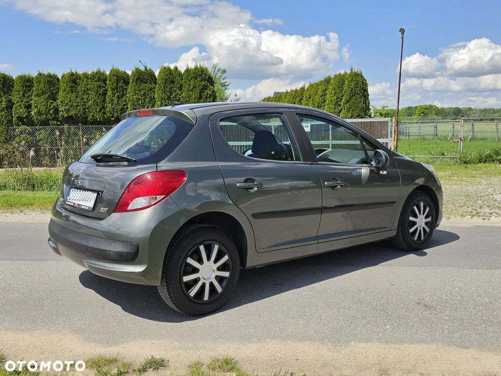Peugeot 207 1.4 Trendy - 13